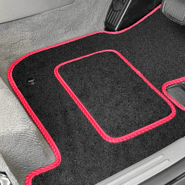 Fiat Fullback Without Rear Heater Duct (2017-Present) Carpet Mats