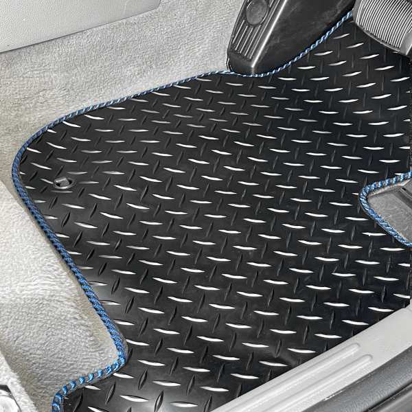 Iveco Daily With Crew Cab (2006-2011) Rubber Truck Mats